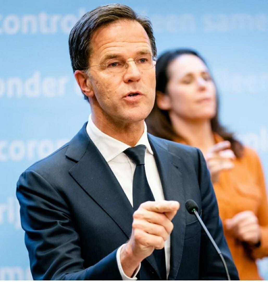Rutte: Šaljemo oklopno oruđe u Ukrajinu - slika 1